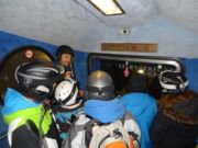 Blick aus dem Gletscherexpress in den Tunnel